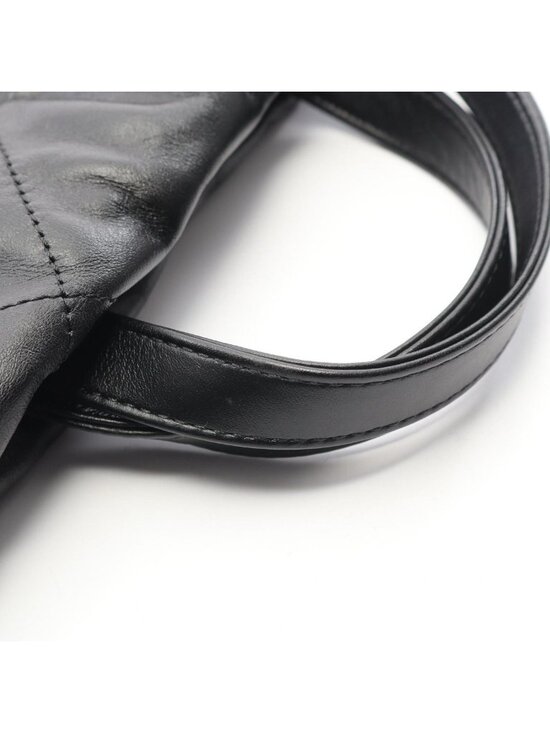Chanel Backpack 22 Large Black Leather main image 7